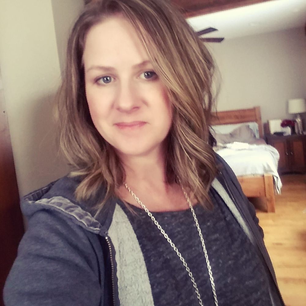 Meet your Posher, Angie